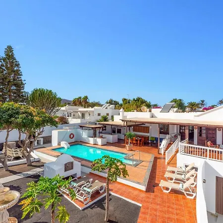 Villa Victoria Lanzarote By *