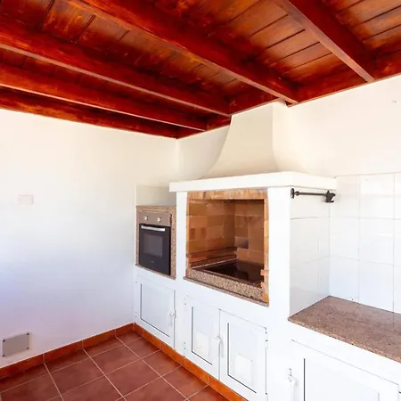 فيلة Victoria Lanzarote By *