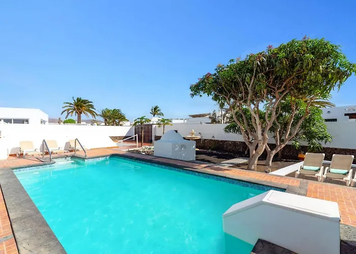 Villa Victoria Lanzarote By *